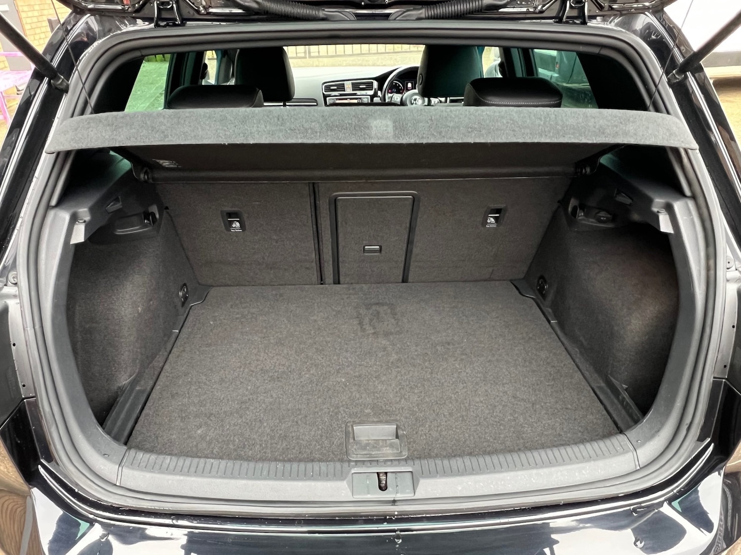 Used Volkswagen Golf 2017 for sale - 77742649: Photo 15