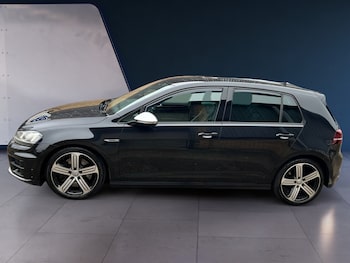 Used Volkswagen Golf 2017 for sale - 77742649: Photo