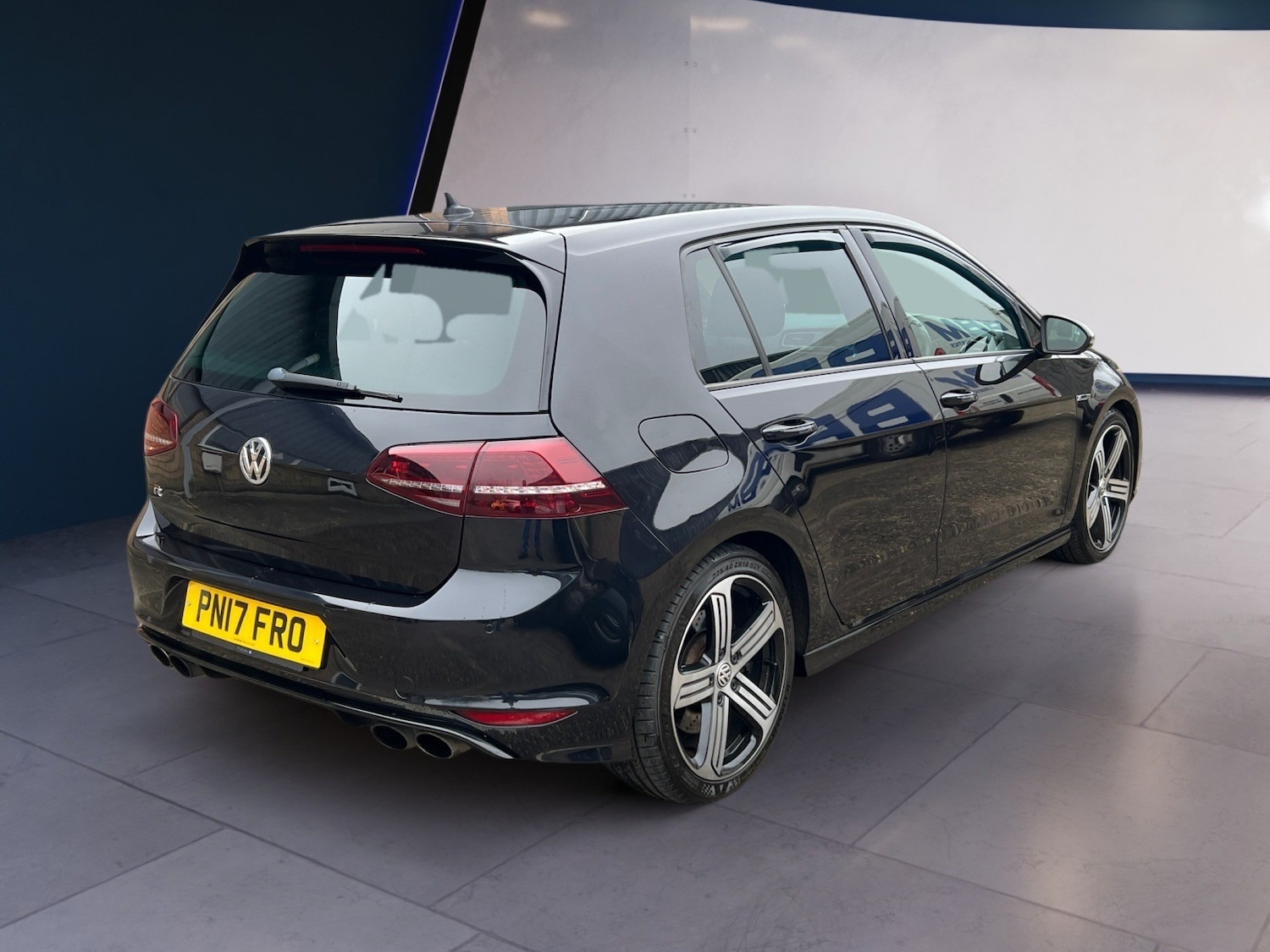 Used Volkswagen Golf 2017 for sale - 77742649: Photo 4