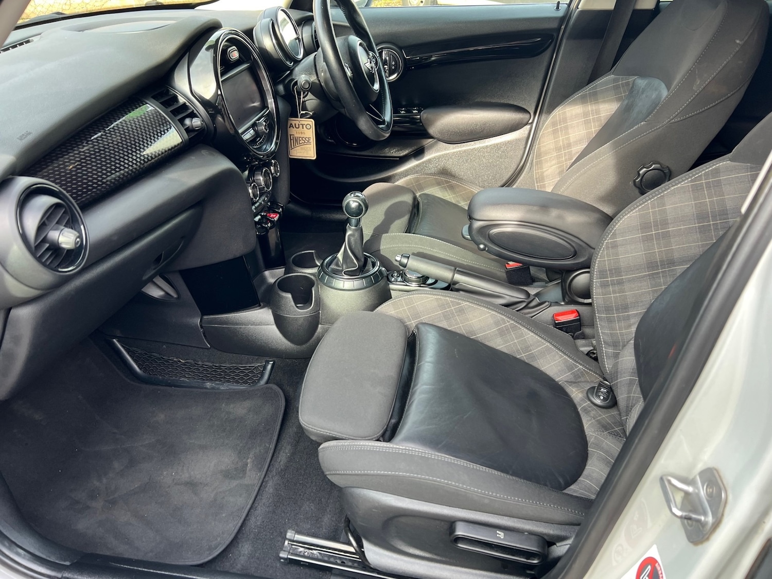 Used MINI Hatch 2017 for sale - 77591319: Photo 10