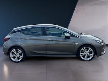 2018 (68) - 1.6T 16V 200 SRi Vx-line Nav 5dr