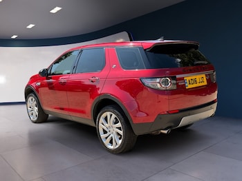 Used Land Rover Discovery Sport 2016 for sale - 79262667: Photo