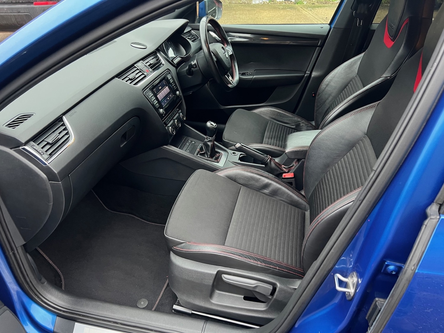 Used Skoda Octavia 2015 for sale - 77207228: Photo 11