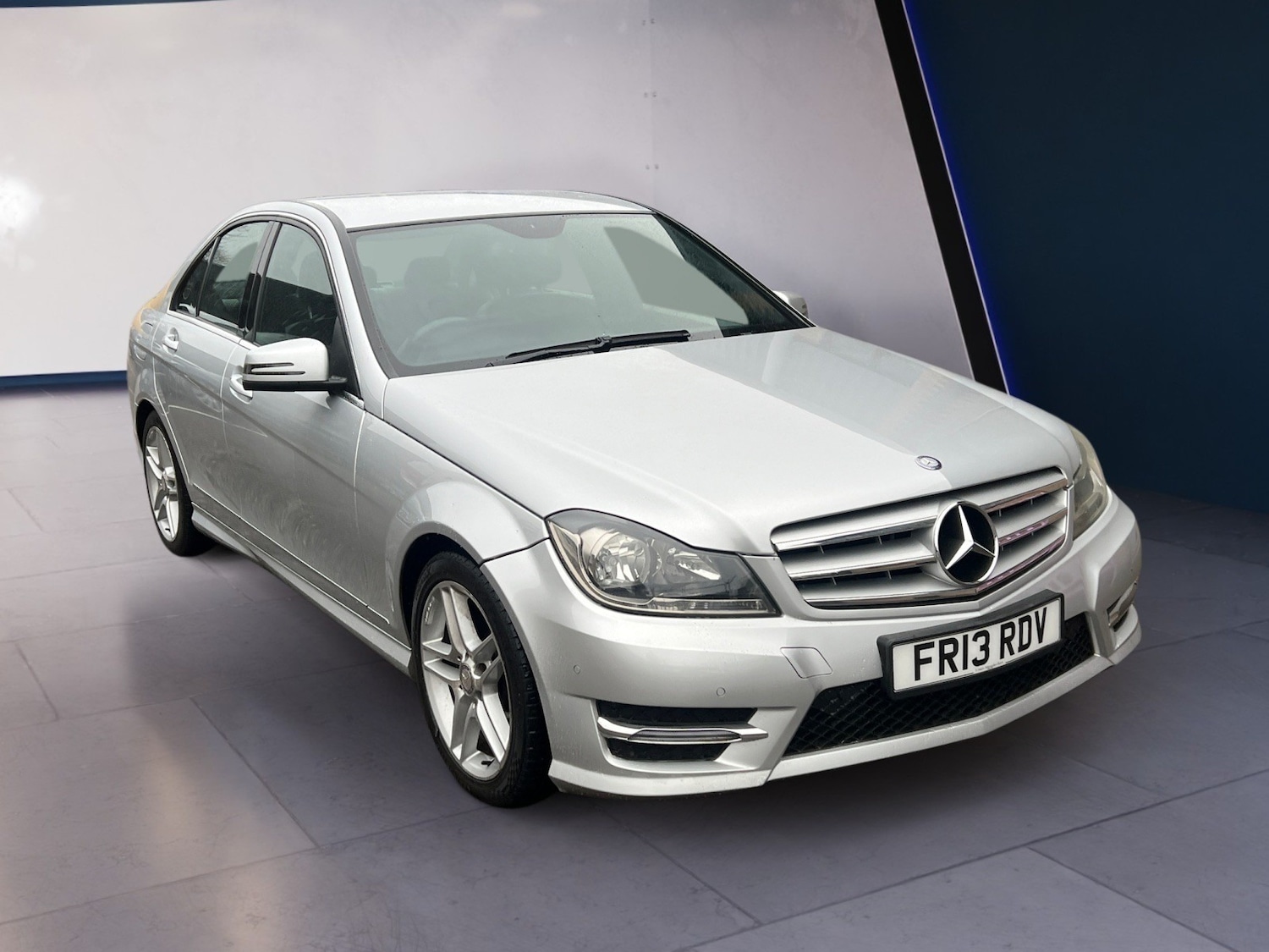 Used Mercedes-Benz C Class 2013 for sale - 76662898: Photo 7