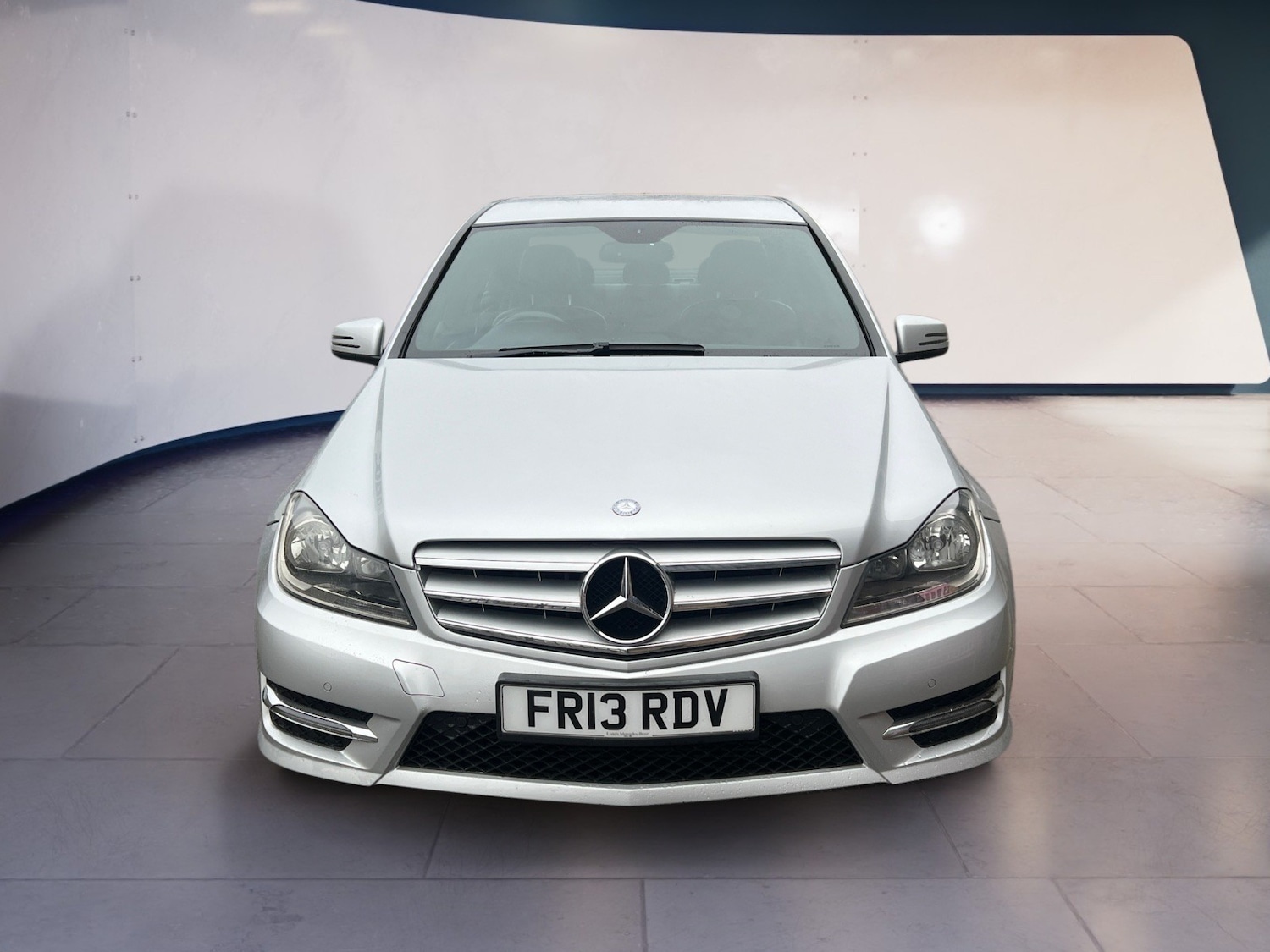 Used Mercedes-Benz C Class 2013 for sale - 76662898: Photo 8