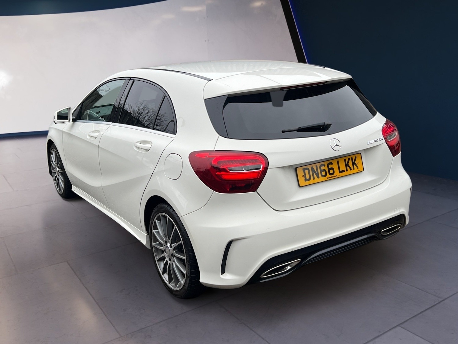 Used Mercedes-Benz A-Class 2016 for sale - 76979808: Photo 5