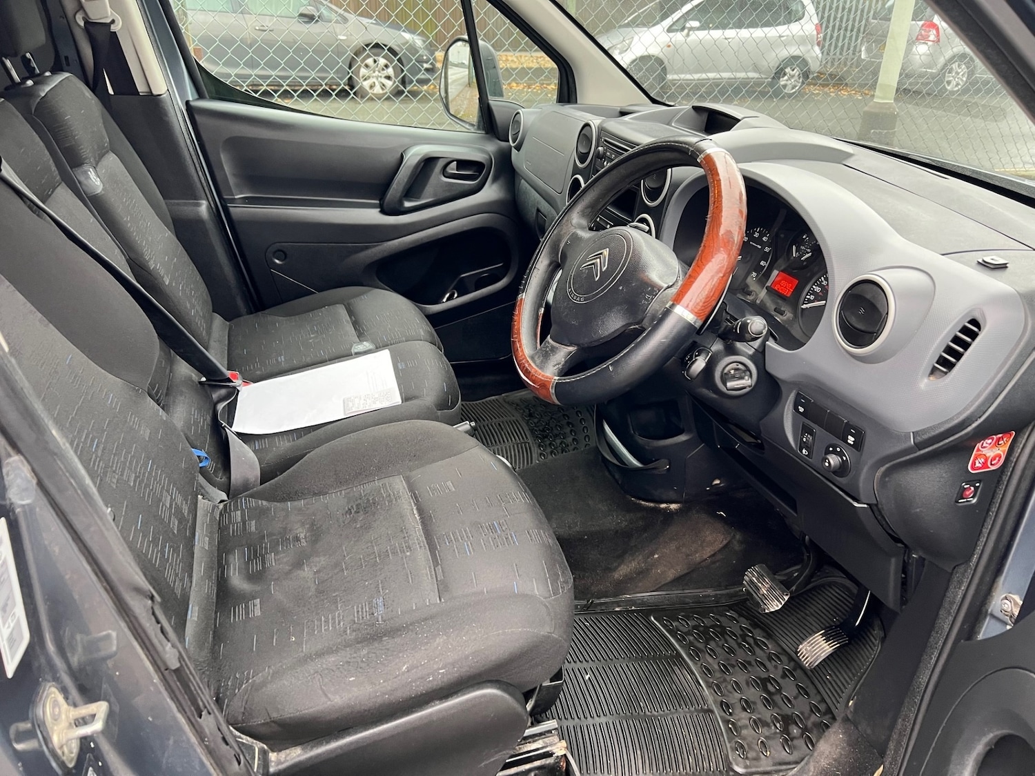 Used Citroen Berlingo 2011 for sale - 76402742: Photo 9