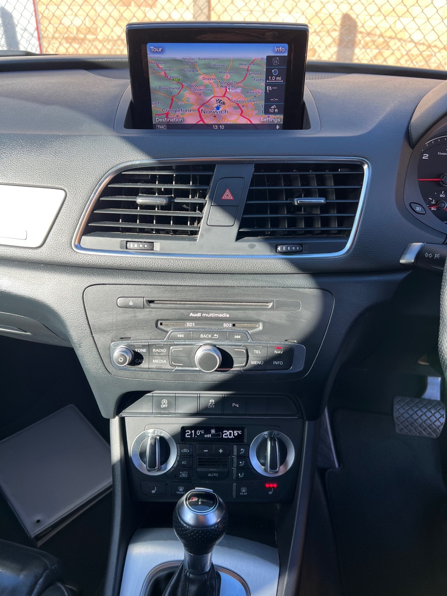 Used Audi Q3 2013 for sale - 76364362: Photo 12