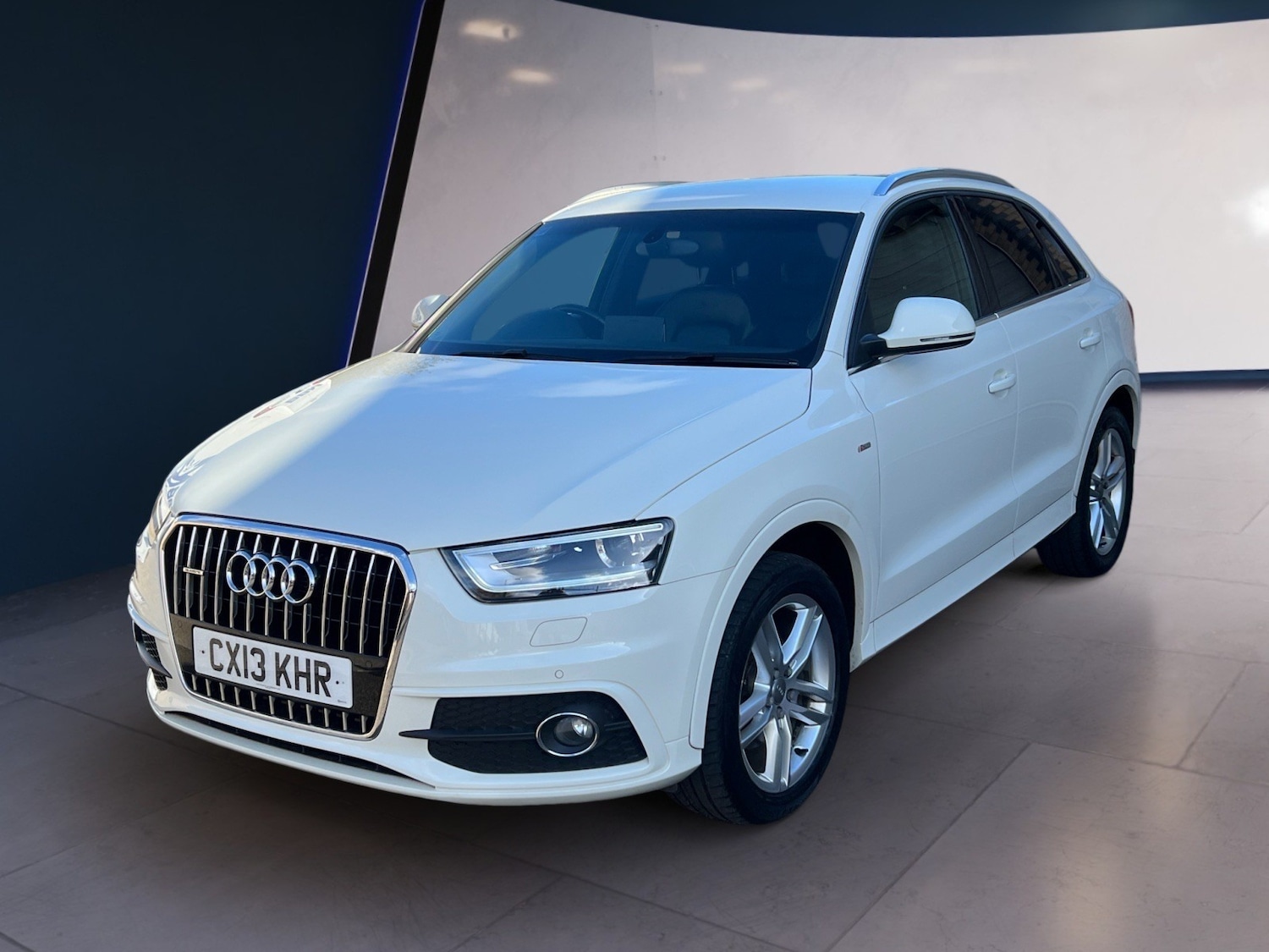 Used Audi Q3 2013 for sale - 76364362: Photo 2