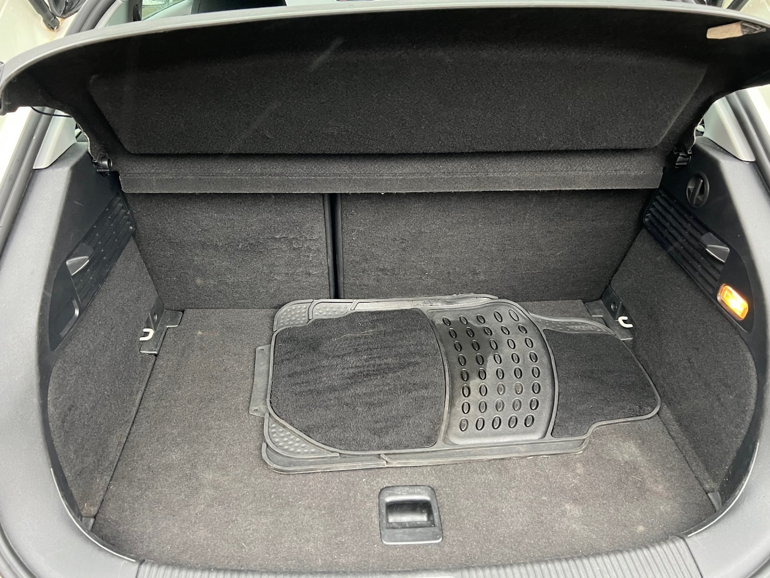 Used Audi A1 2012 for sale - 77459892: Photo 15