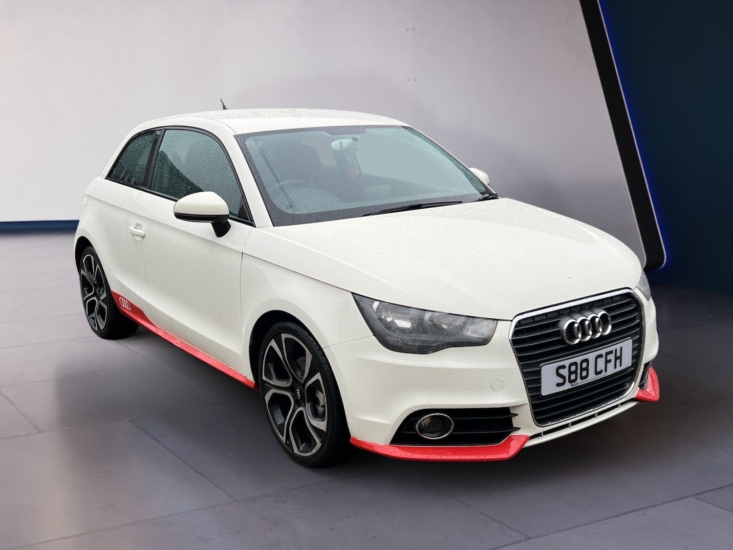 Used Audi A1 2012 for sale - 77459892: Photo 2