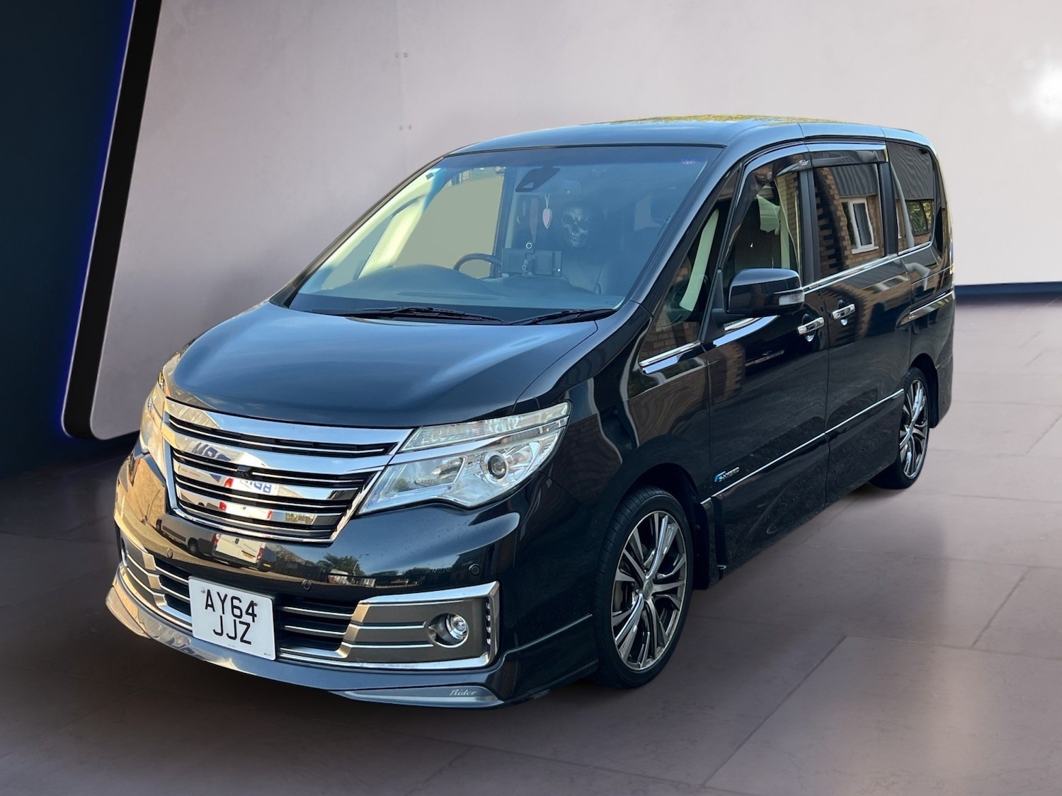 Used Nissan Elgrand 2025 for sale - 76005709: Photo 2