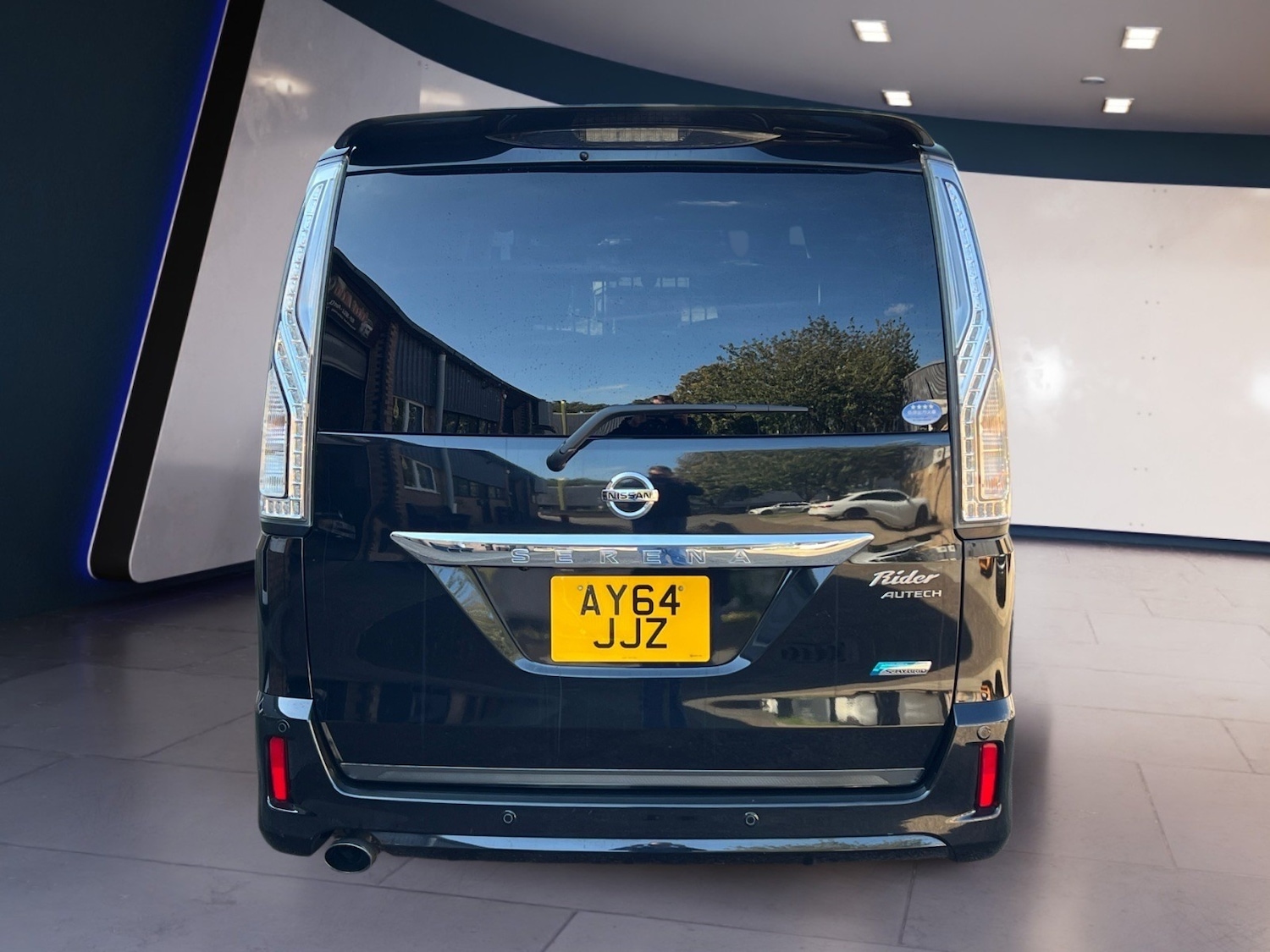 Used Nissan Elgrand 2025 for sale - 76005709: Photo 5