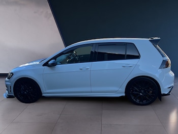 Used Volkswagen Golf 2016 for sale - 75909150: Photo
