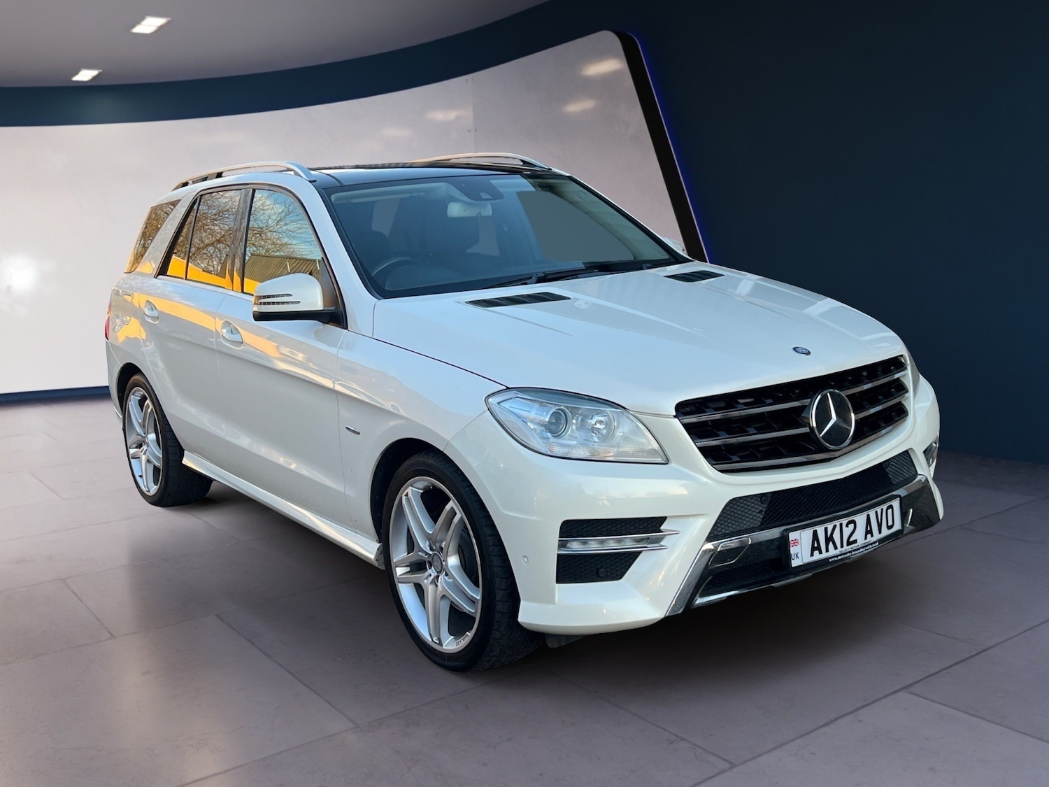 Used Mercedes-Benz M Class 2012 for sale - 76794932: Photo 1