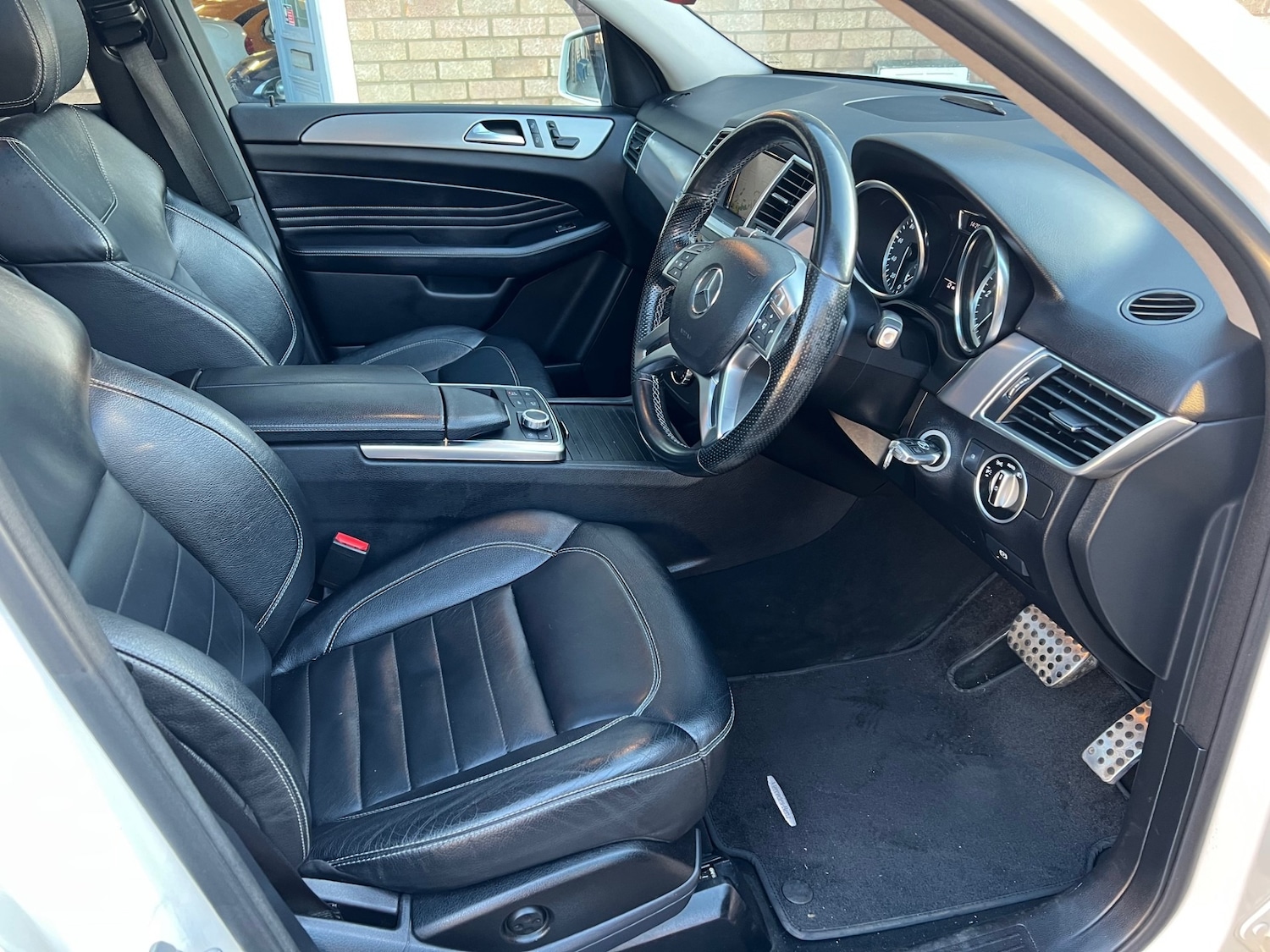 Used Mercedes-Benz M Class 2012 for sale - 76794932: Photo 9