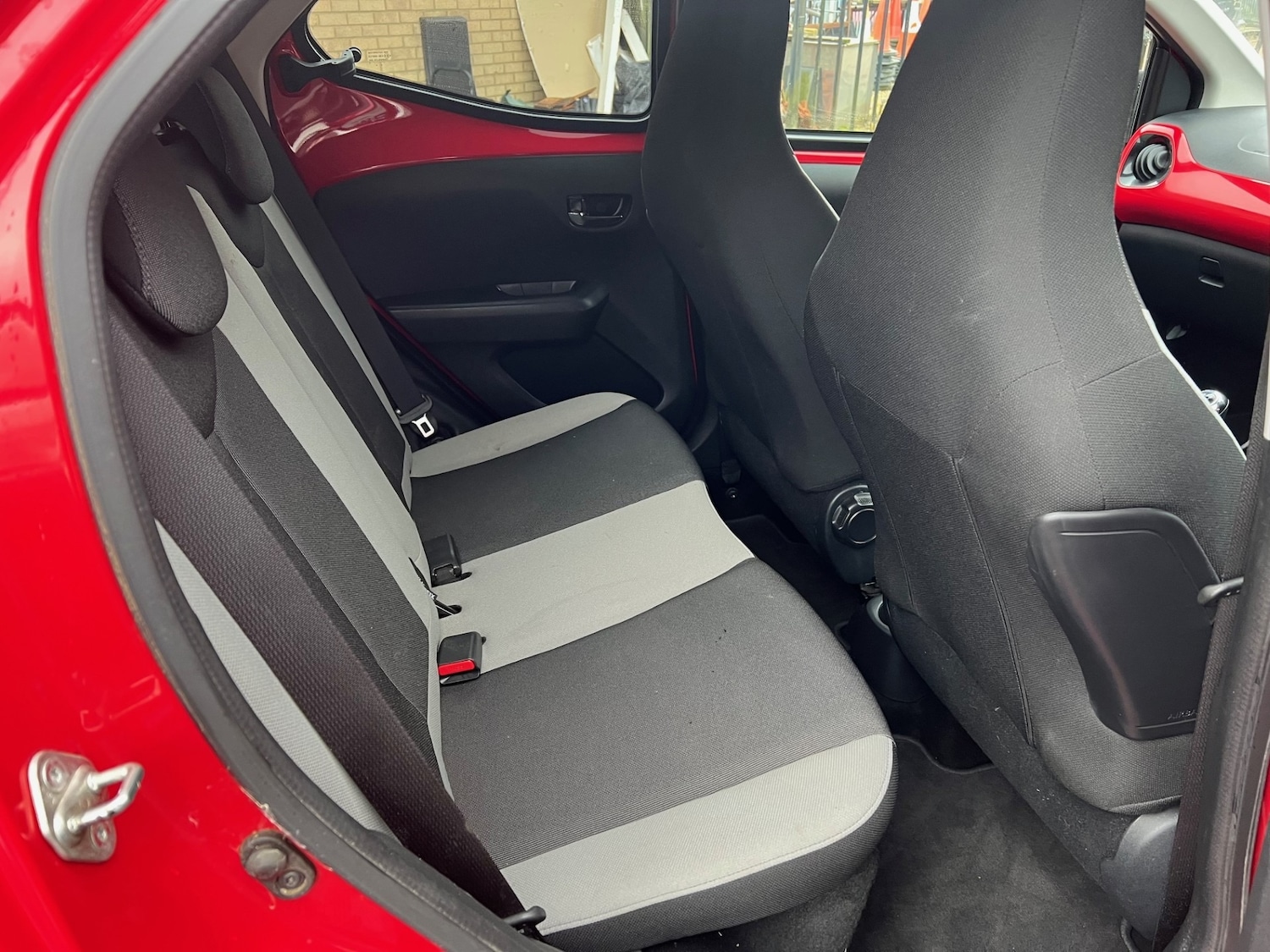 Used Toyota AYGO 2017 for sale - 77431492: Photo 13