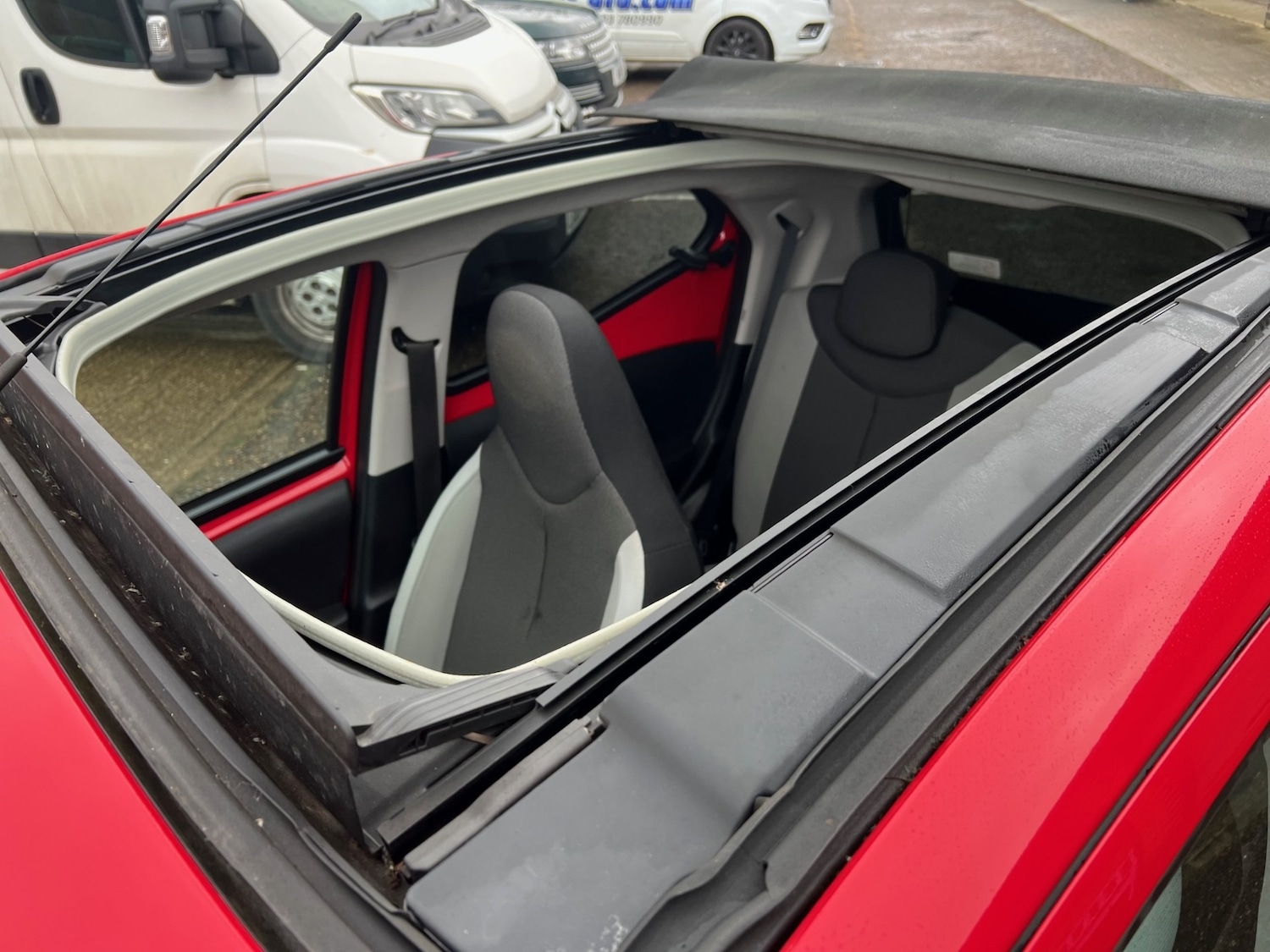 Used Toyota AYGO 2017 for sale - 77431492: Photo 14