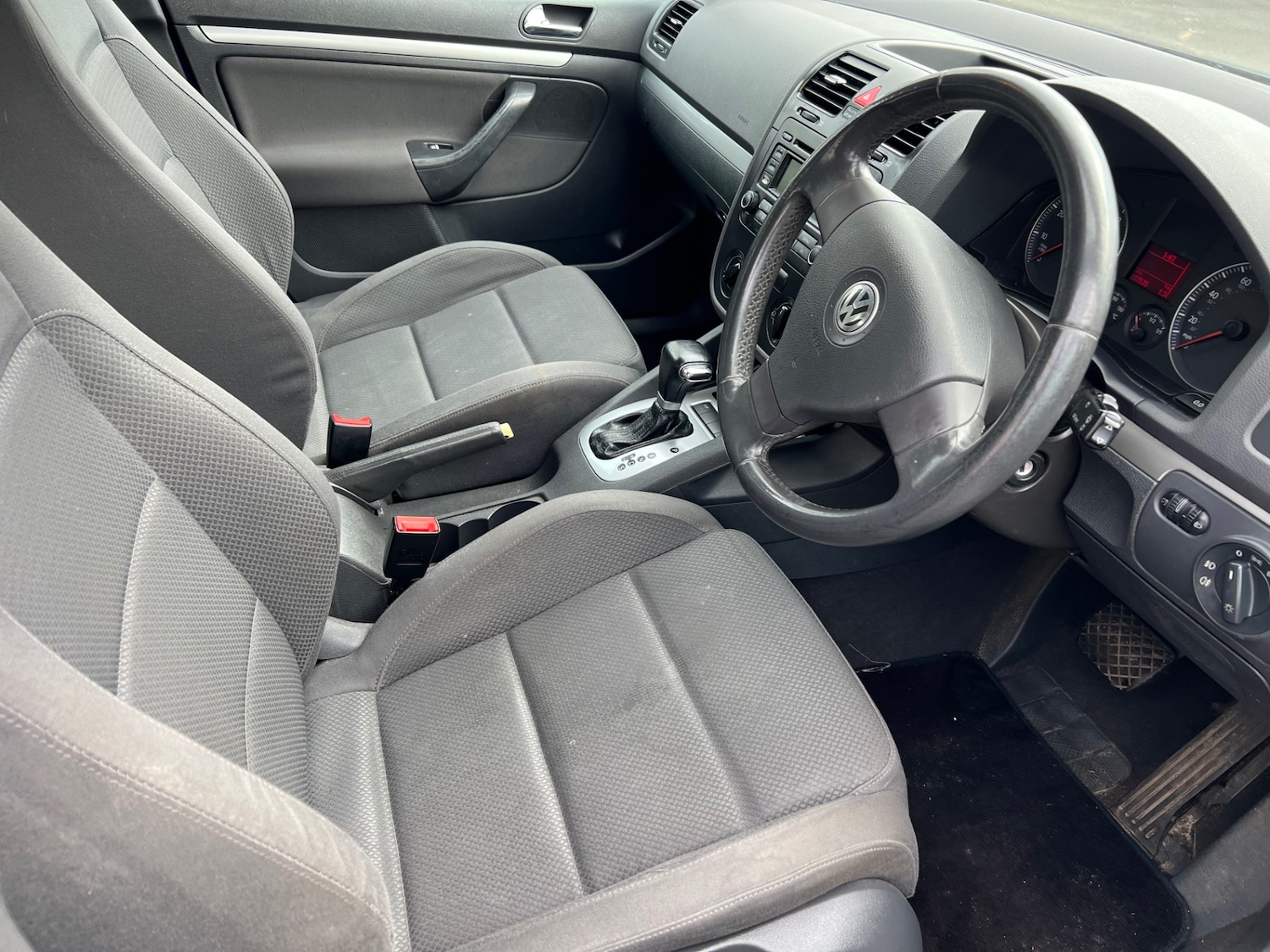 Used Volkswagen Golf 2005 for sale - 77984842: Photo 4