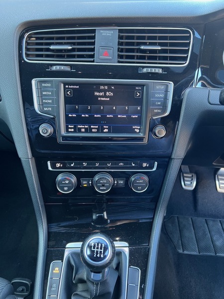 Used Volkswagen Golf 2016 for sale - 76506199: Photo 11