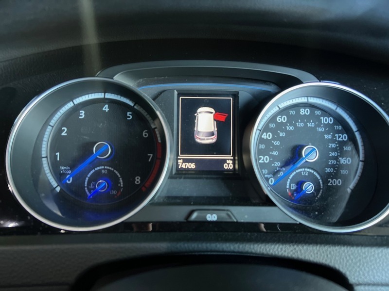 Used Volkswagen Golf 2016 for sale - 76506199: Photo 17