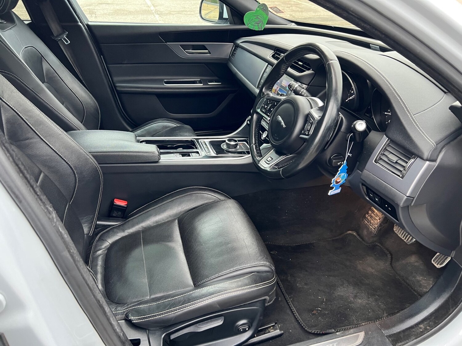 Used Jaguar XF 2017 for sale - 77364008: Photo 9