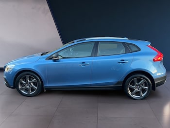 Used Volvo V40 2015 for sale - 78627676: Photo
