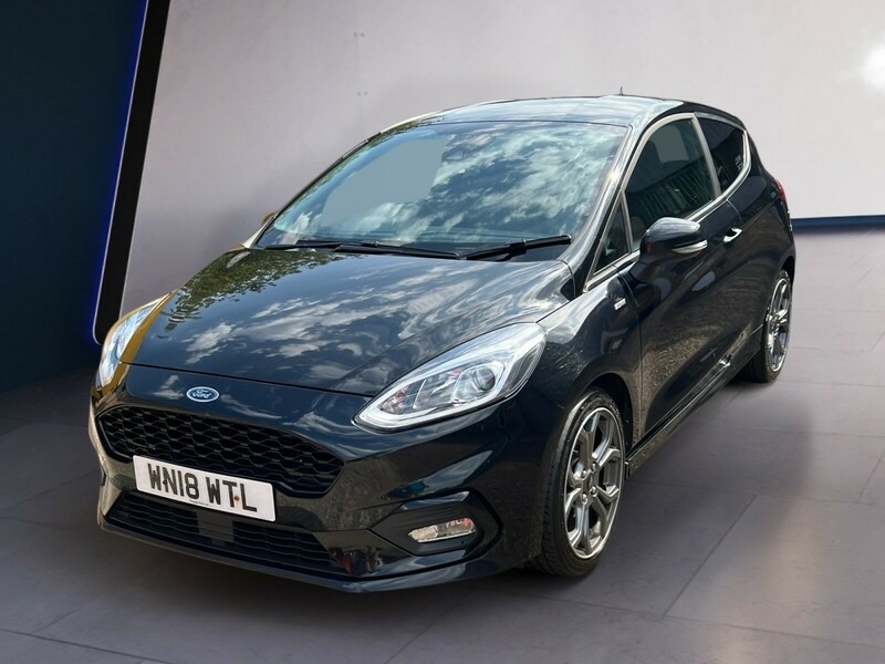 Used Ford Fiesta 2018 for sale - 76505665: Photo 2