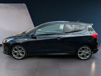 Used Ford Fiesta 2018 for sale - 76505665: Photo