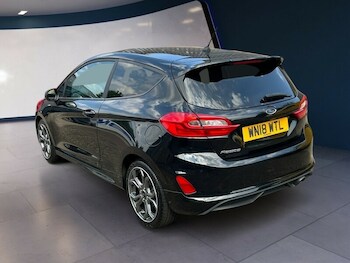 Used Ford Fiesta 2018 for sale - 76505665: Photo