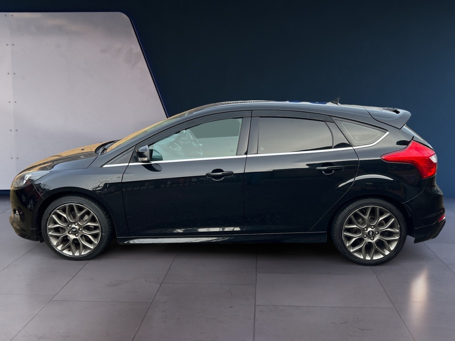 Used Ford Focus 2014 for sale - 77135988: Photo 3