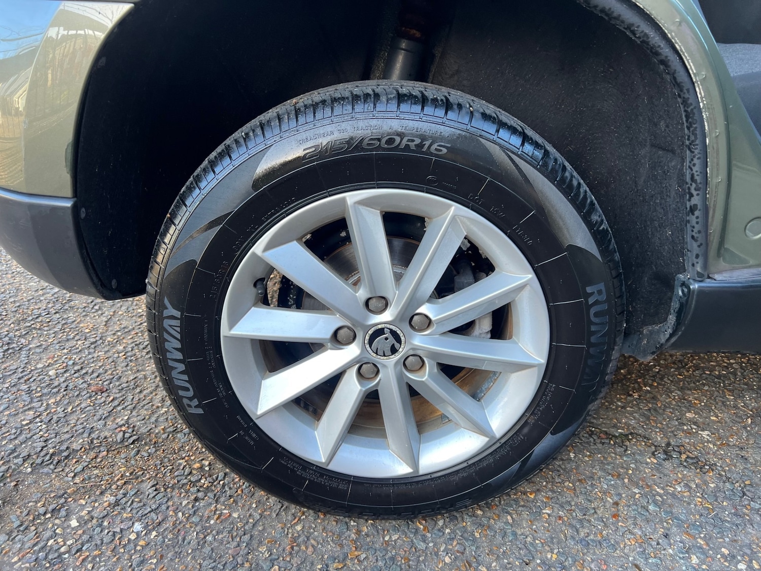 Used Skoda Yeti 2015 for sale - 77002077: Photo 16