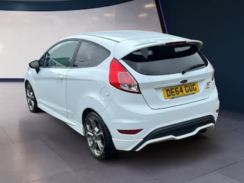 Used Ford Fiesta 2014 for sale - 76505276: Photo