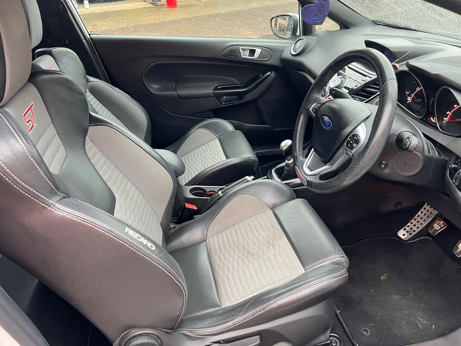 Used Ford Fiesta 2014 for sale - 76505276: Photo 9