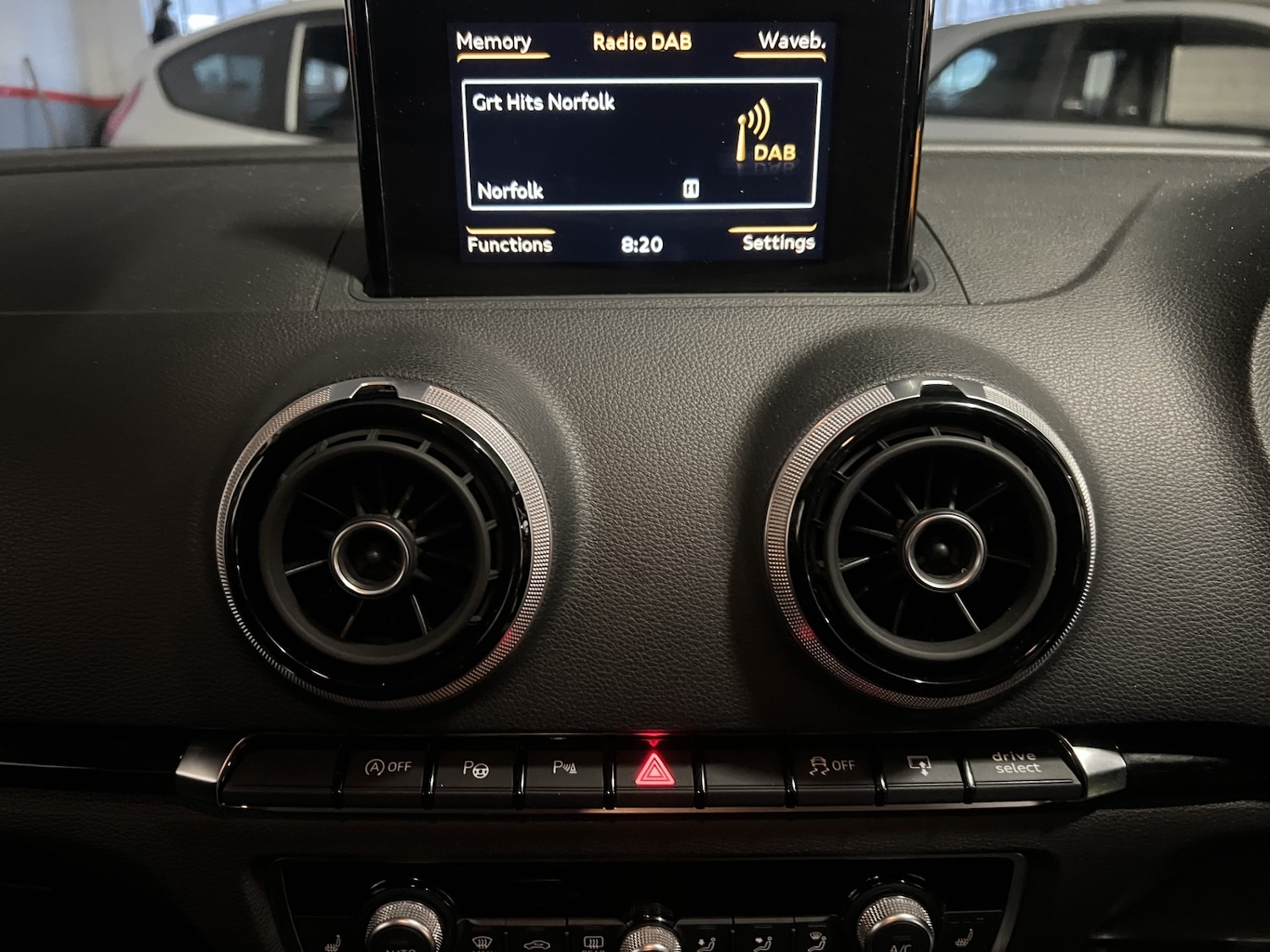 Used Audi A3 2016 for sale - 76351470: Photo 11