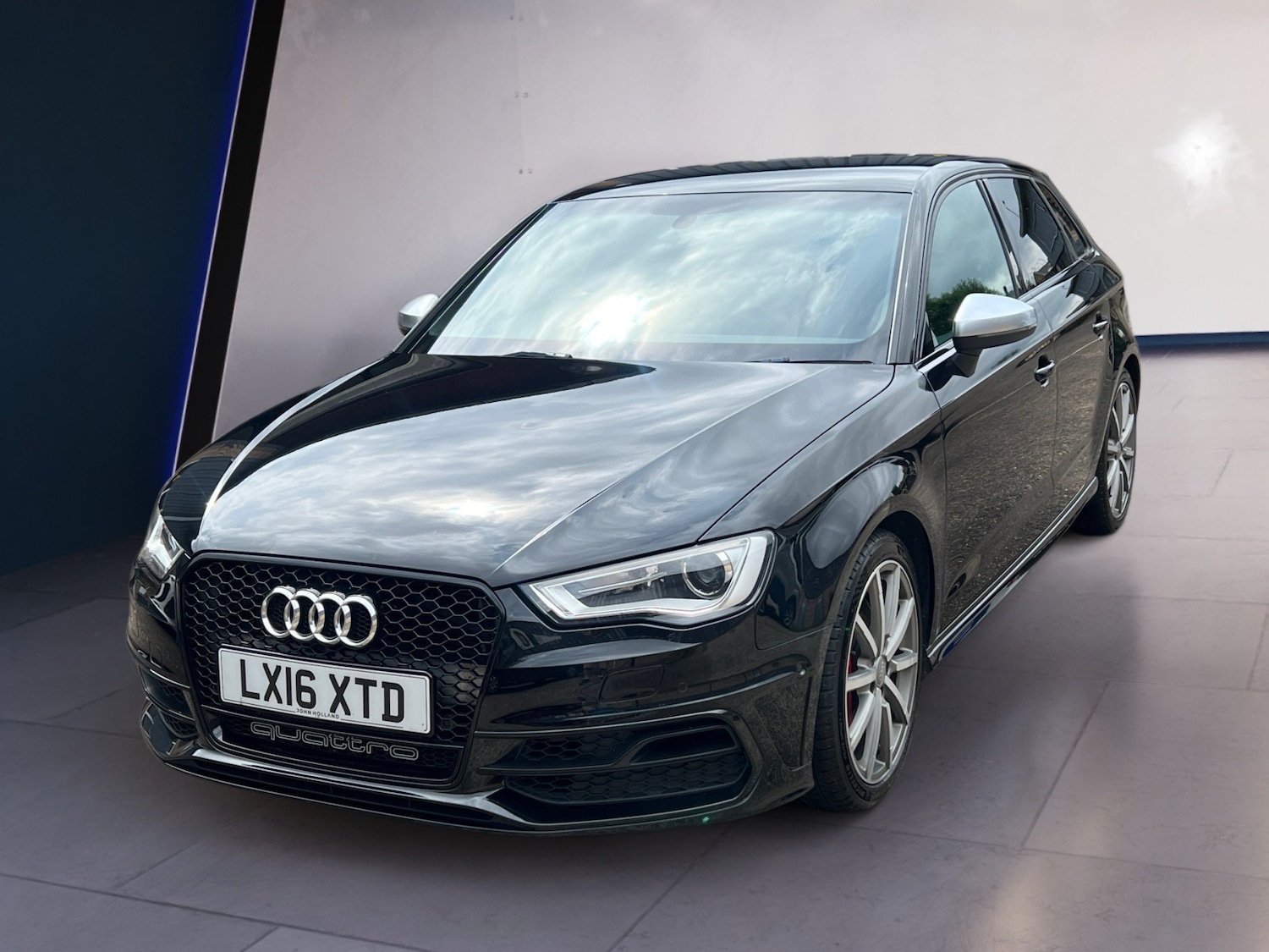 Used Audi A3 2016 for sale - 76351470: Photo 2