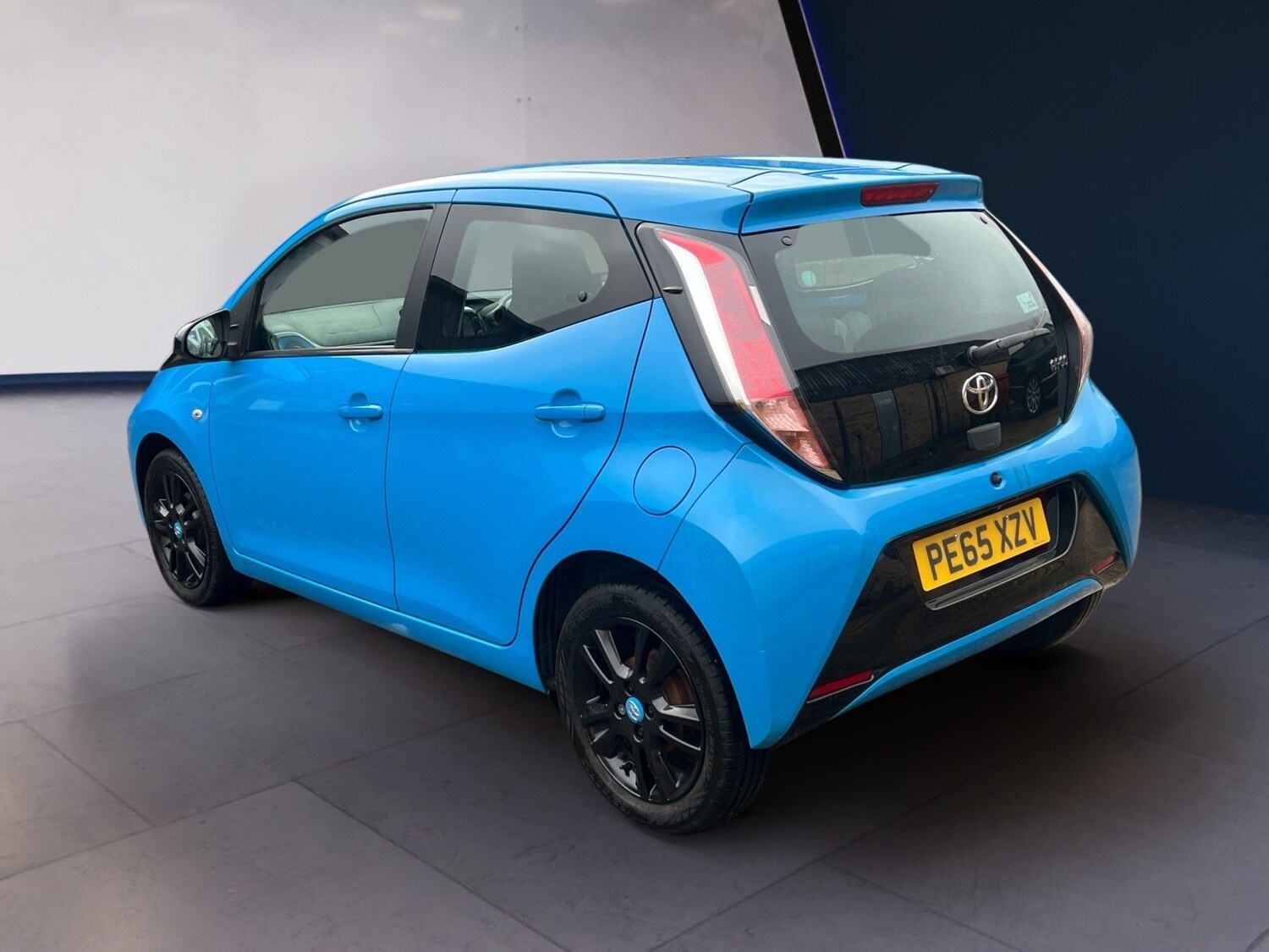 Used Toyota AYGO 2015 for sale - 77489815: Photo 7