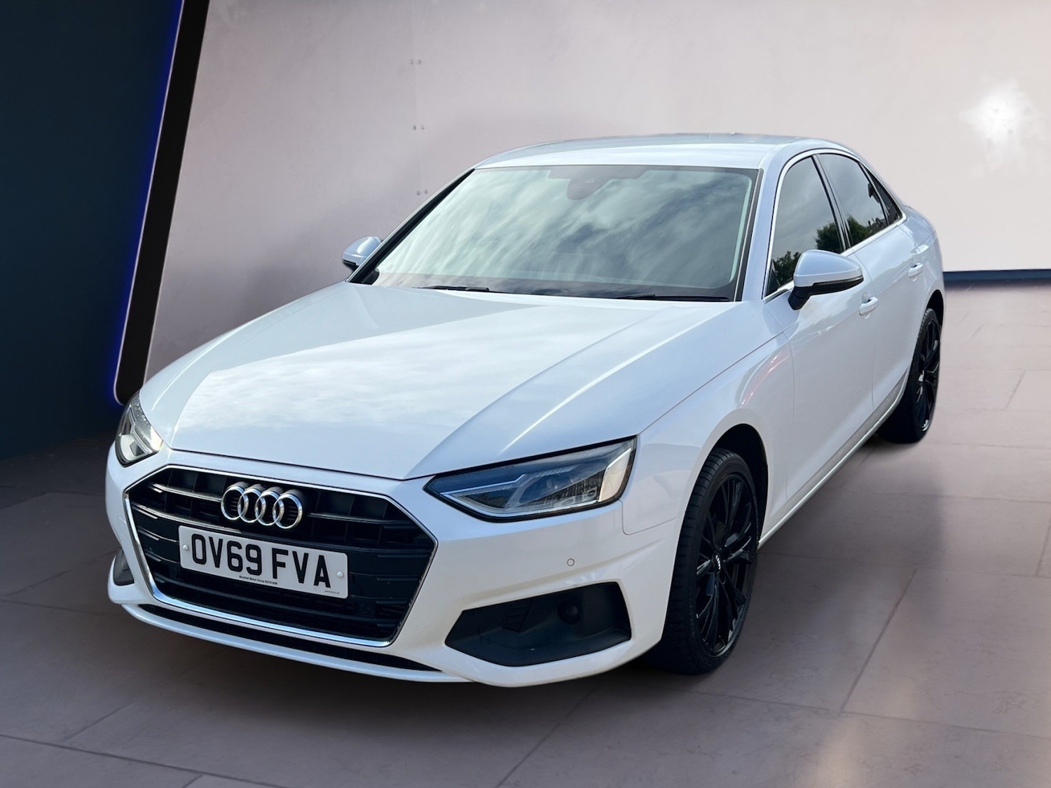 Used Audi A4 2019 for sale - 76035657: Photo 2