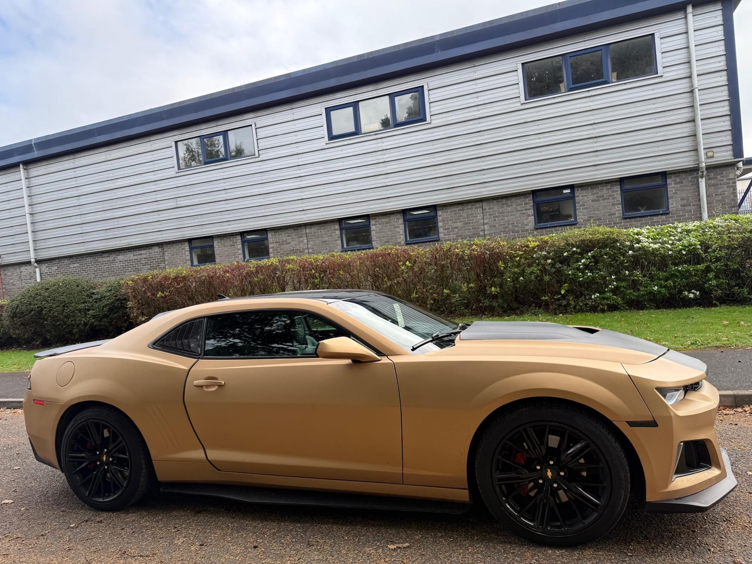 Used Chevrolet Camaro for sale - 76438722: Photo 2