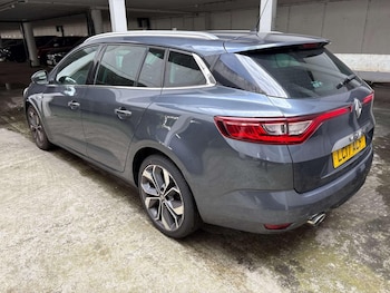Used Renault Megane 2017 for sale - 75723306: Photo