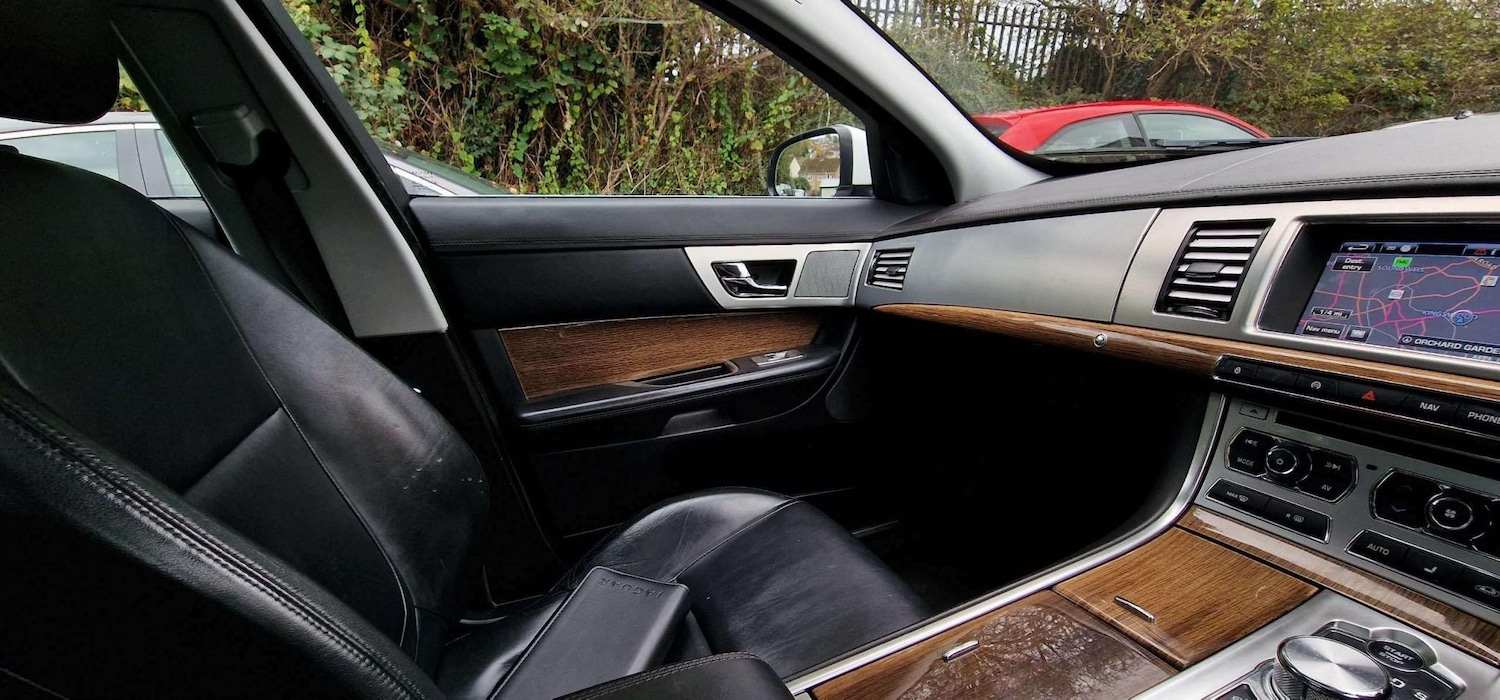 Used Jaguar XF 2011 for sale - 76856174: Photo 14