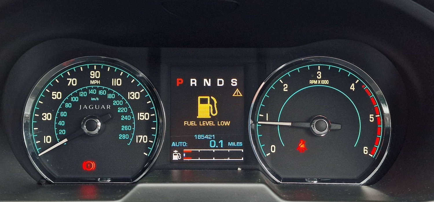 Used Jaguar XF 2011 for sale - 76856174: Photo 22