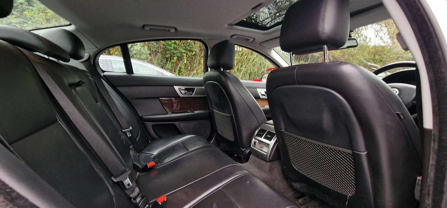 Used Jaguar XF 2011 for sale - 76856174: Photo 27