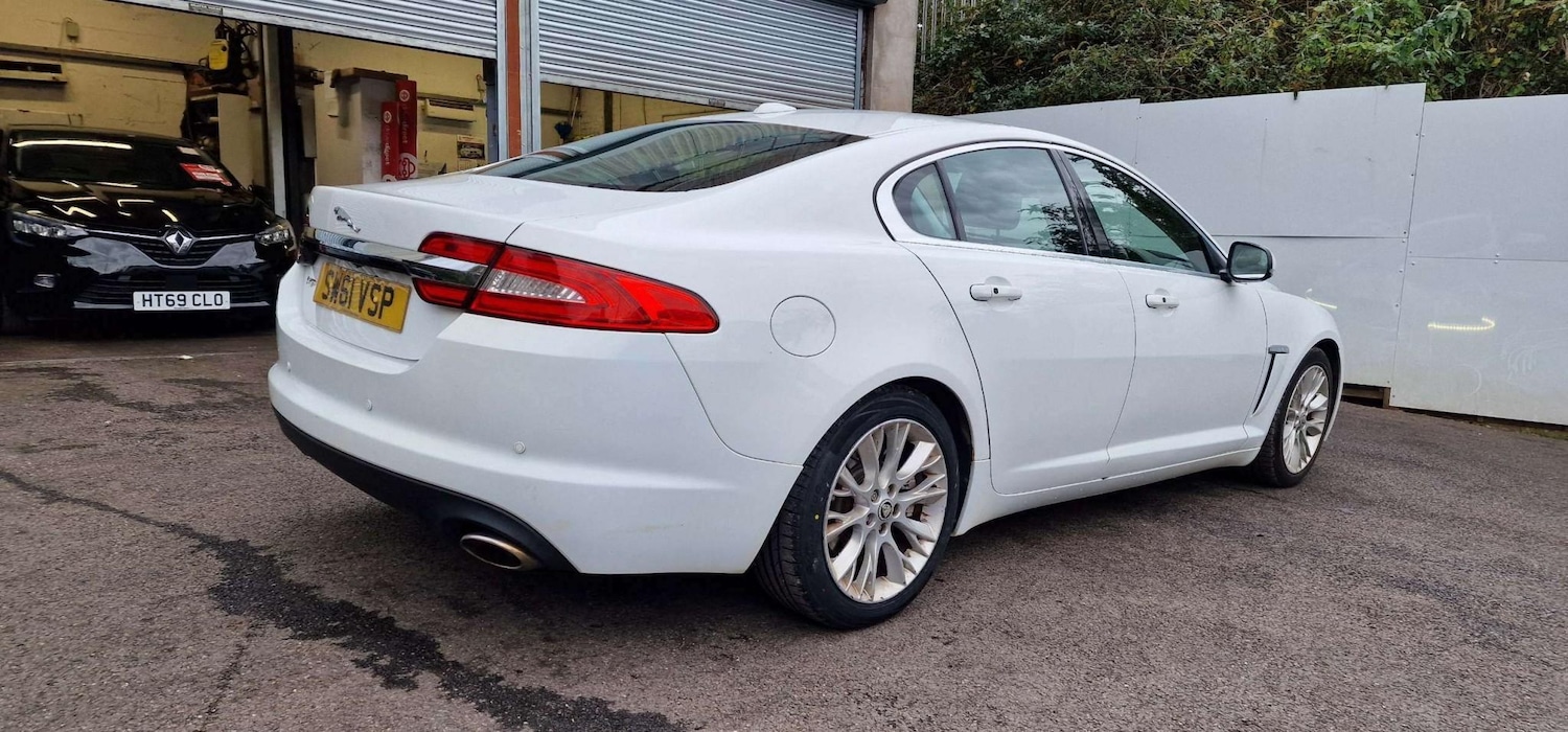 Used Jaguar XF 2011 for sale - 76856174: Photo 3