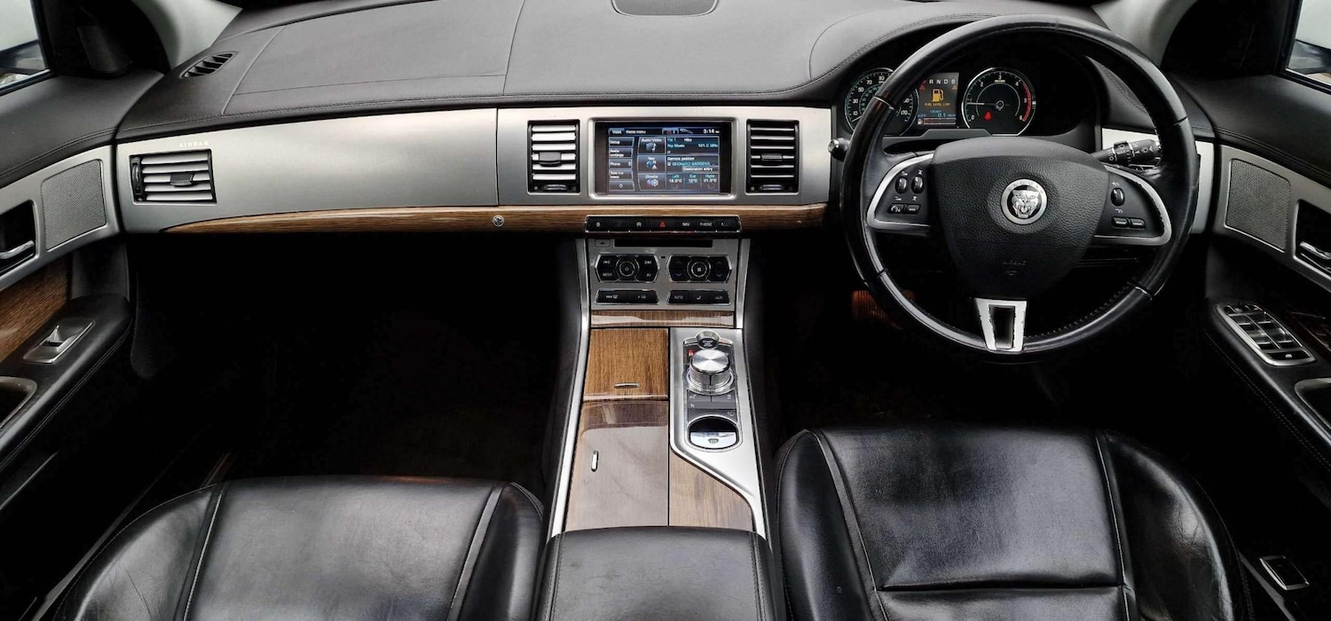 Used Jaguar XF 2011 for sale - 76856174: Photo 32