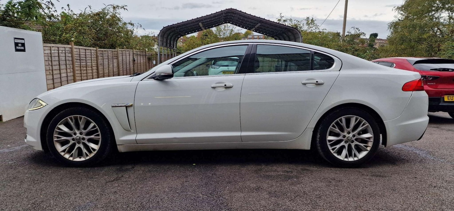 Used Jaguar XF 2011 for sale - 76856174: Photo 6