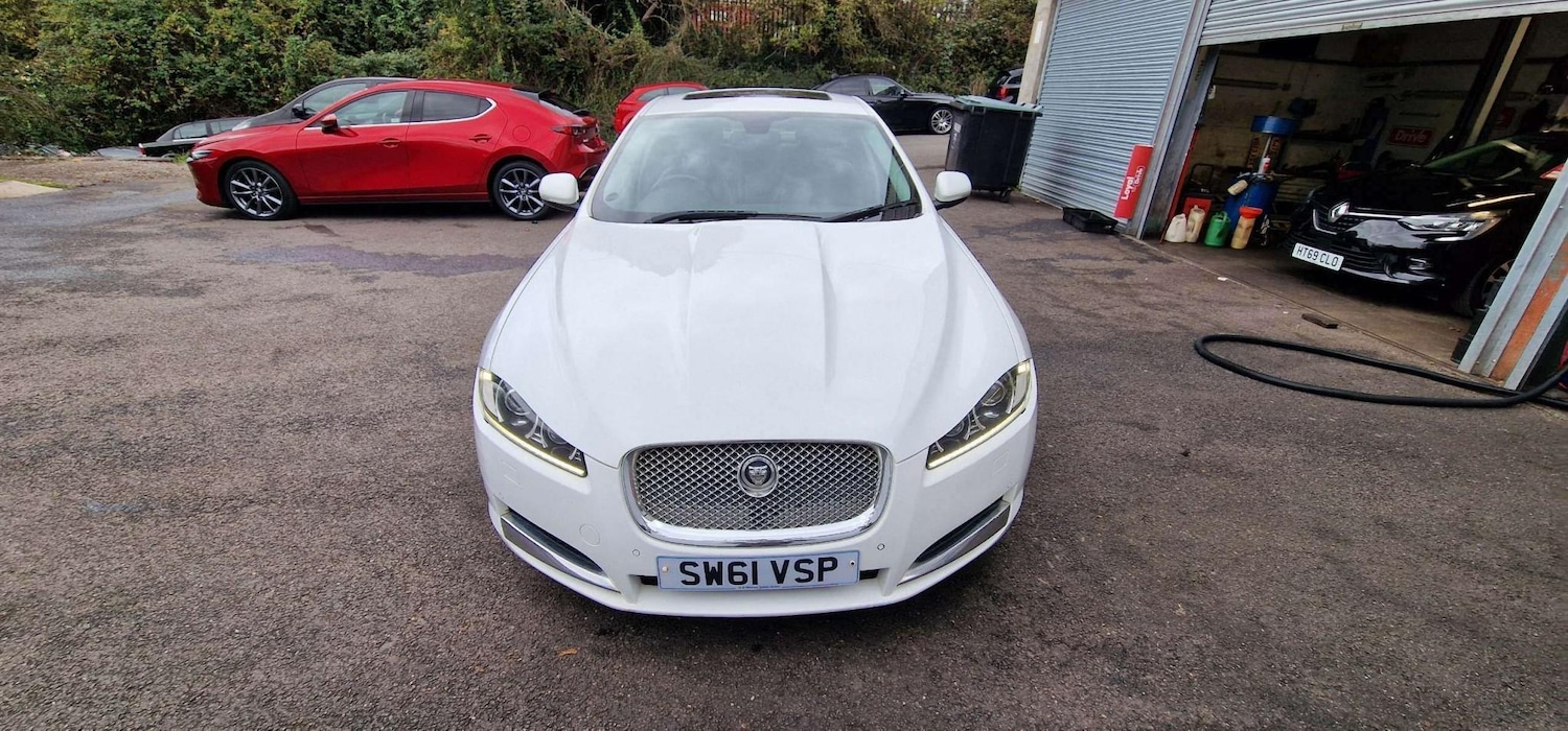 Used Jaguar XF 2011 for sale - 76856174: Photo 8