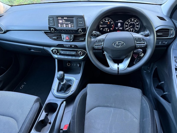 Used Hyundai i30 2017 for sale - 75373645: Photo 15