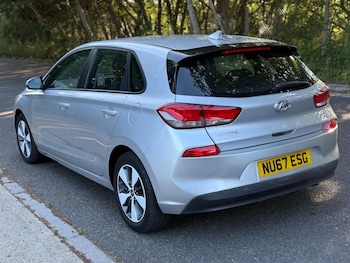 Used Hyundai i30 2017 for sale - 75373645: Photo