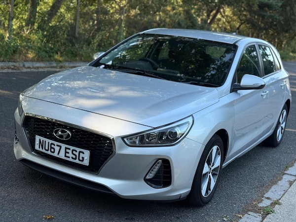 Used Hyundai i30 2017 for sale - 75373645: Photo 6